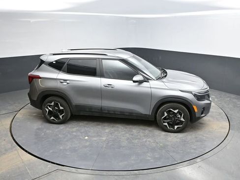 Used 2025 Kia Seltos S image 39