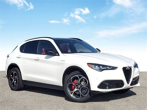 New 2025 Alfa Romeo Stelvio Sprint w/ Veloce Package image 1