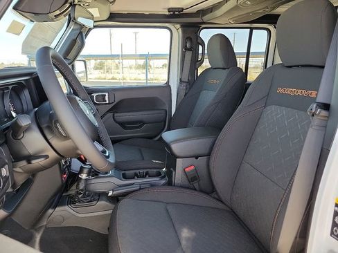 New 2026 Jeep Gladiator Mojave image 12