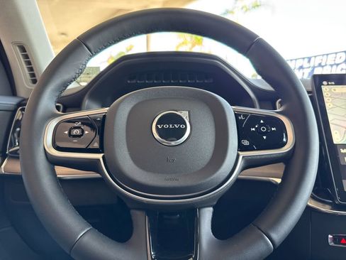 New 2026 Volvo XC90 B5 Core image 24