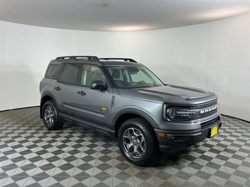 Used 2023 Ford Bronco Sport Badlands AWD/4WD image 3
