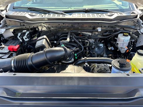 Used 2023 Ford F250 XL w/ XL Chrome Package image 11