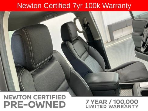 Used 2023 Nissan Frontier SV w/ Technology Package AWD/4WD image 21