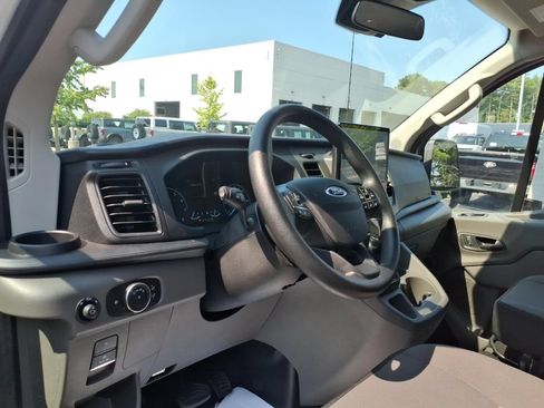Used 2022 Ford Transit 350 XLT RWD image 16