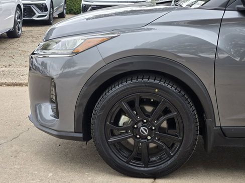 Used 2022 Nissan Kicks SR w/ Interior Electronics Package image 9