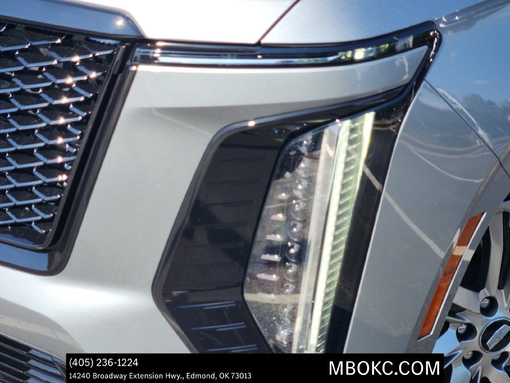 Used 2025 Cadillac Escalade Sport Platinum w/ LPO, Floor Liner Package AWD/4WD image 8