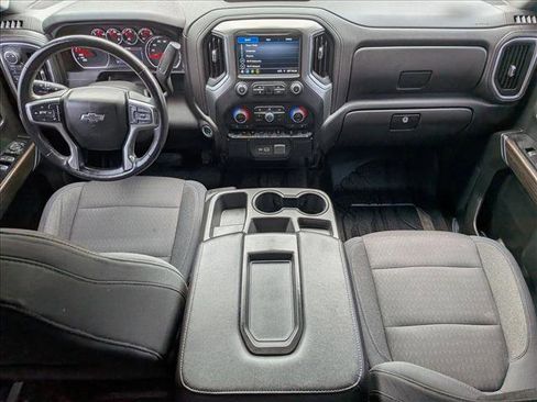 Used 2019 Chevrolet Silverado 1500 LT Trail Boss w/ Convenience Package AWD/4WD image 15