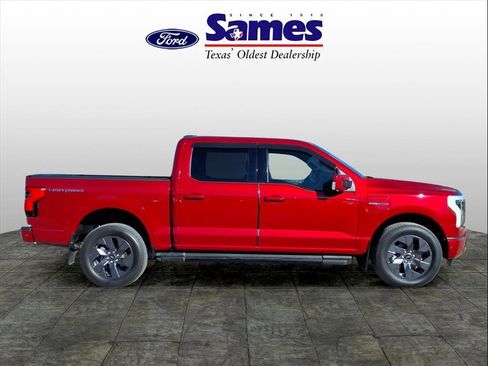 Used 2023 Ford F150 Lightning Lariat w/ Equipment Group 511A High image 5