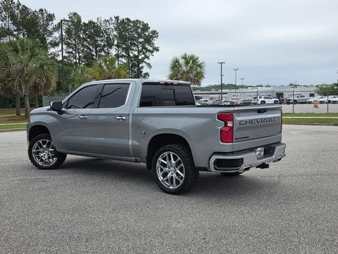Used 2024 Chevrolet Silverado 1500 LTZ w/ Technology Package AWD/4WD image 4