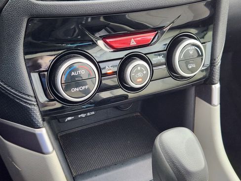 Used 2021 Subaru Forester Premium image 24