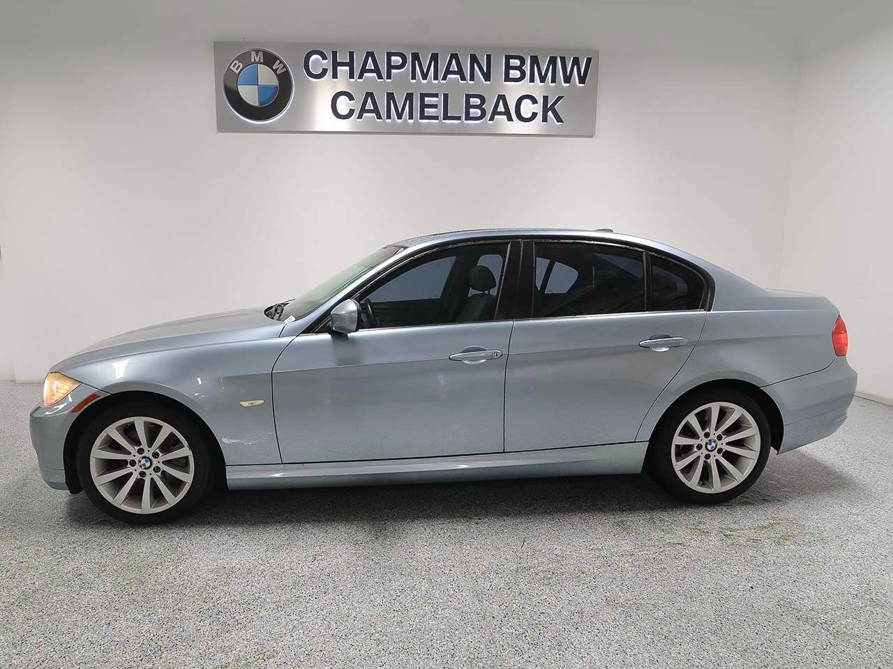Used 2011 BMW 328i Sedan RWD image 4