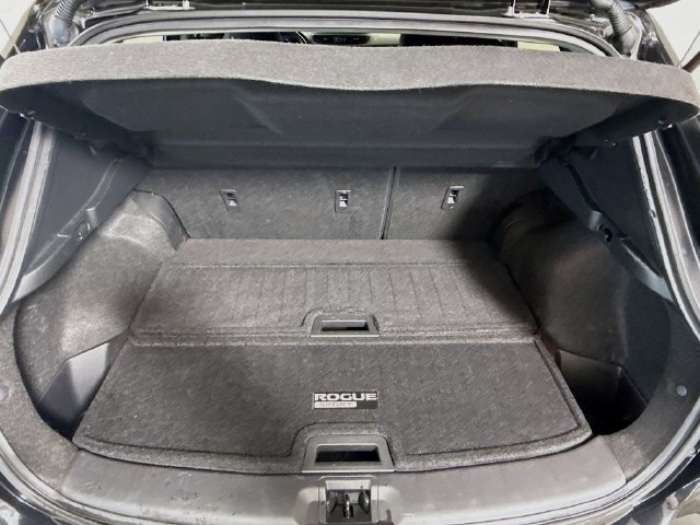 Used 2021 Nissan Rogue Sport SV AWD/4WD image 34