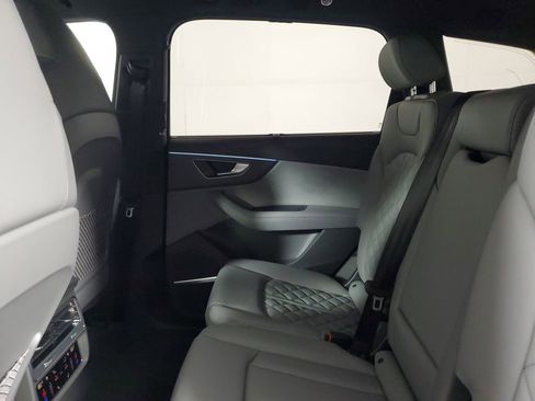 New 2026 Audi SQ7 Premium Plus image 11