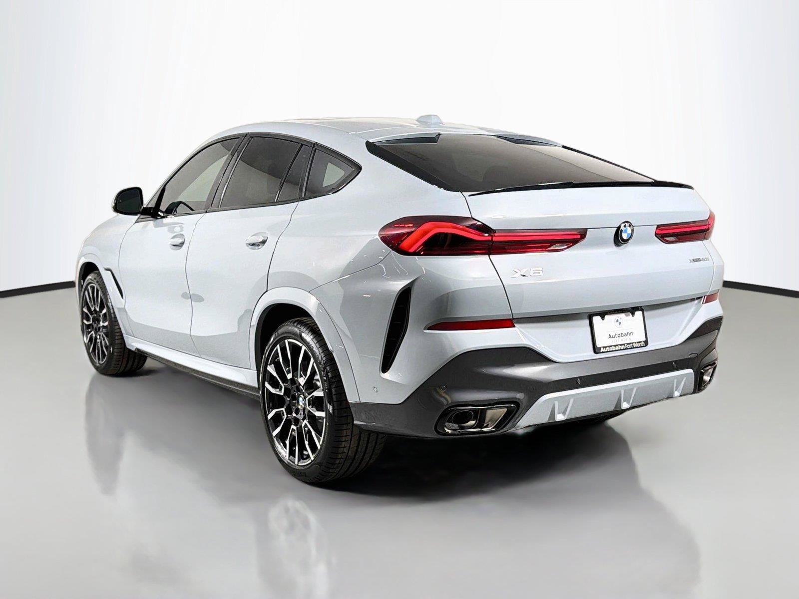 New 2027 BMW X6 xDrive40i w/ Executive Package AWD/4WD image 7