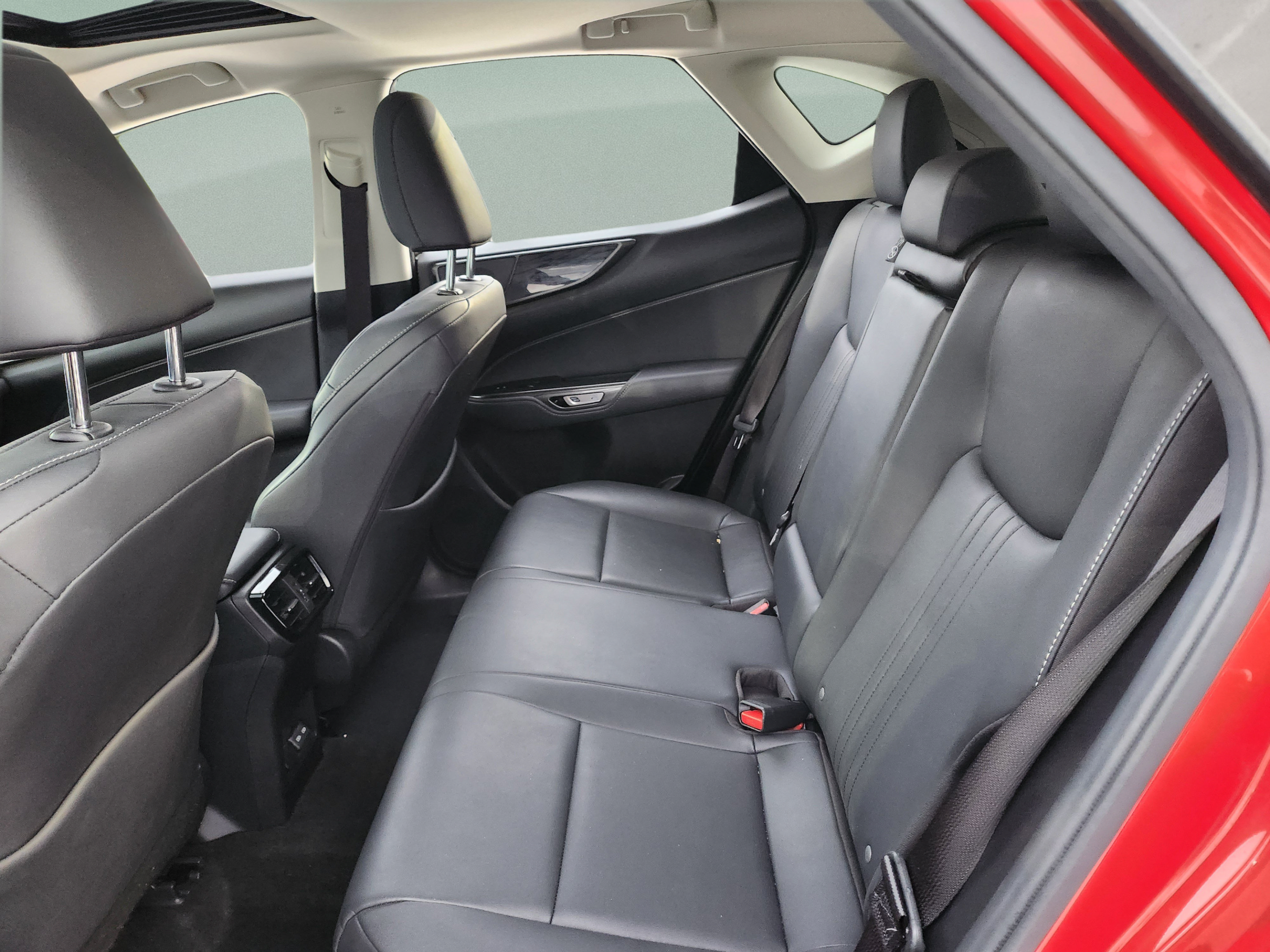 Used 2024 Lexus NX 350 AWD image 19