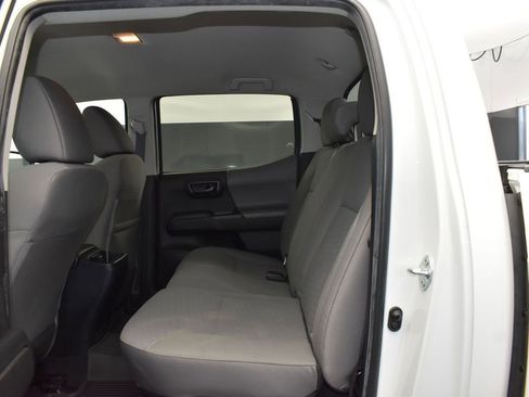 Used 2022 Toyota Tacoma SR w/ SR Convenience Package RWD image 16