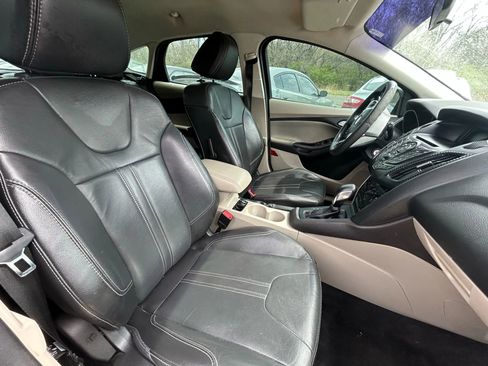 Used 2014 Ford Focus SE FWD image 11