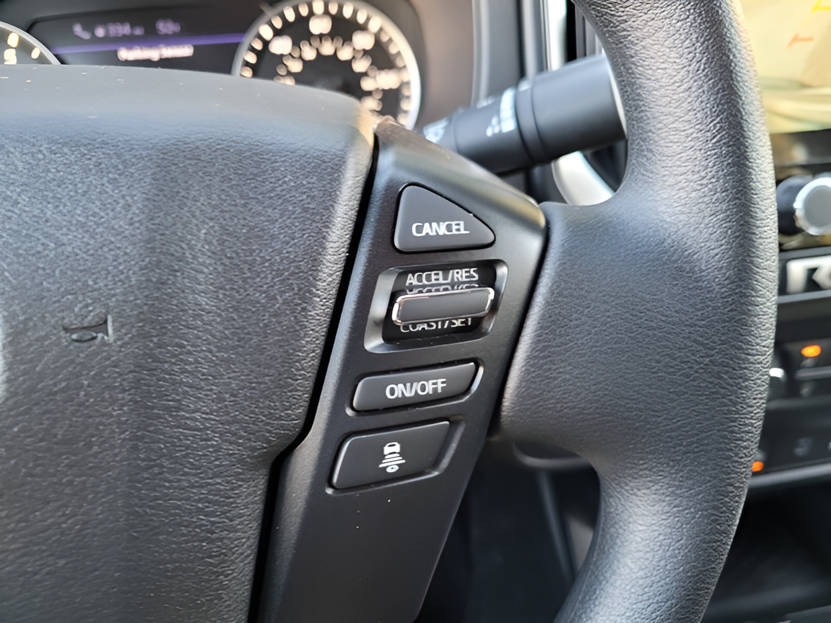 Used 2026 Nissan Frontier SV w/ Tow Package RWD image 19