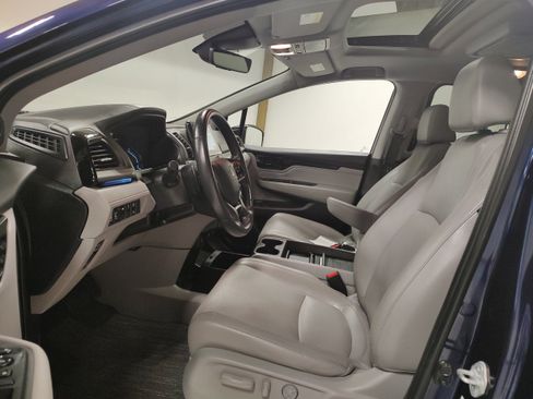 Used 2024 Honda Odyssey Touring image 8