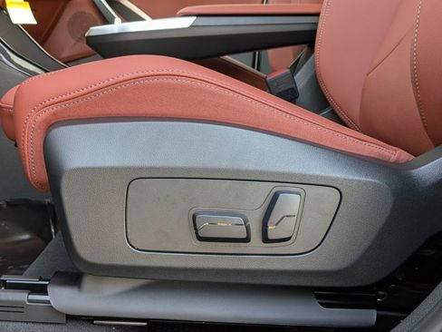 New 2026 BMW X1 xDrive28i AWD/4WD image 4