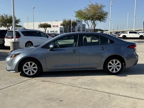 Used 2024 Toyota Corolla LE image 8