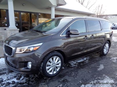 Used 2017 Kia Sedona EX