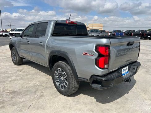 Used 2024 Chevrolet Colorado Z71 w/ Z71 Convenience Package 2 AWD/4WD image 7