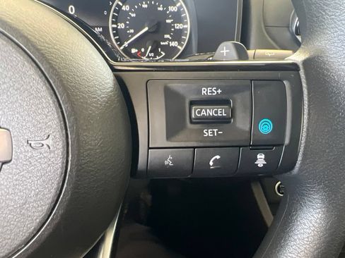 Used 2021 Nissan Rogue SV AWD/4WD image 53