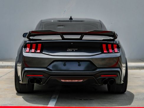 Used 2024 Ford Mustang GT Premium RWD image 11