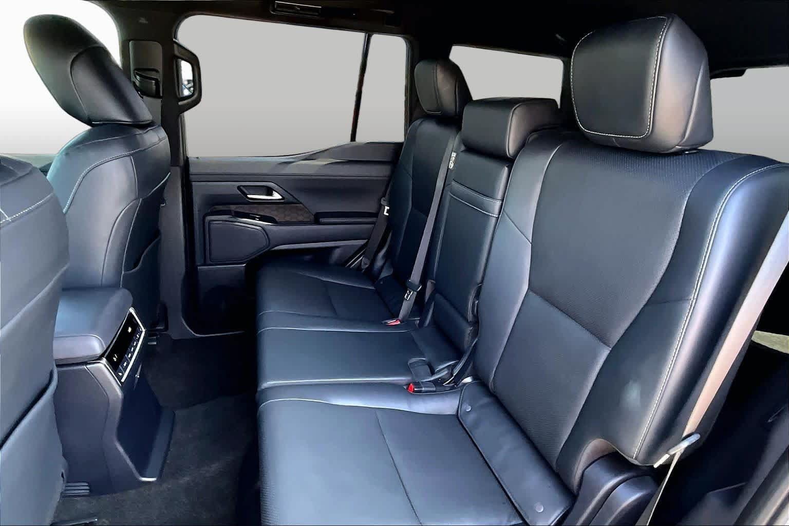 Certified 2024 Lexus GX 550 AWD/4WD image 18