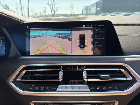 Used 2023 BMW X5 sDrive40i w/ M Sport Package image 16