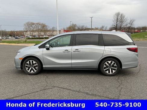 Used 2026 Honda Odyssey EX-L image 3