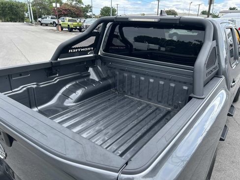 Used 2023 Nissan Frontier SV w/ Midnight Edition Package RWD image 14