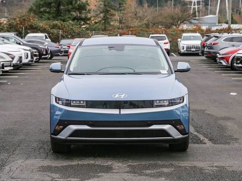 New 2026 Hyundai Ioniq 5 SEL image 3