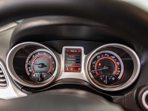 Used 2018 Dodge Journey SE FWD image 22