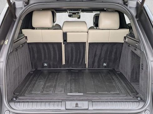 Used 2020 Land Rover Range Rover Sport HST image 6