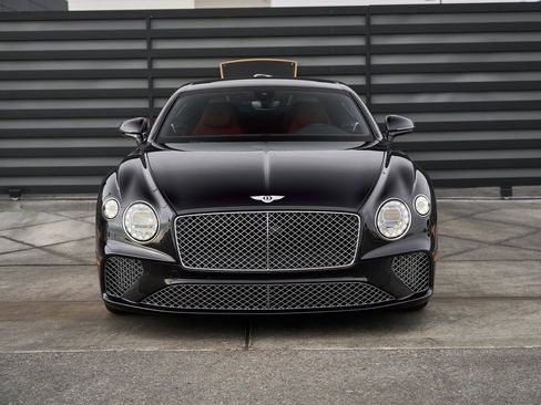 Used 2022 Bentley Continental GT image 14