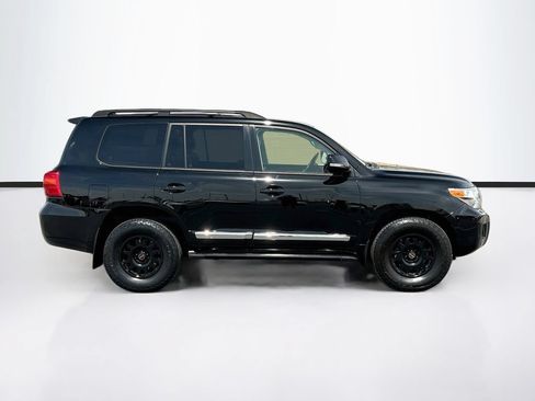 Used 2015 Toyota Land Cruiser AWD/4WD image 4