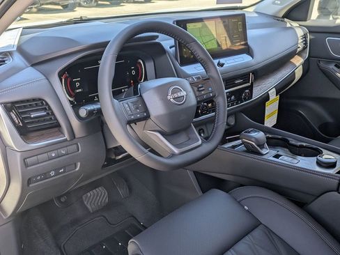 New 2026 Nissan Rogue Platinum AWD/4WD image 34