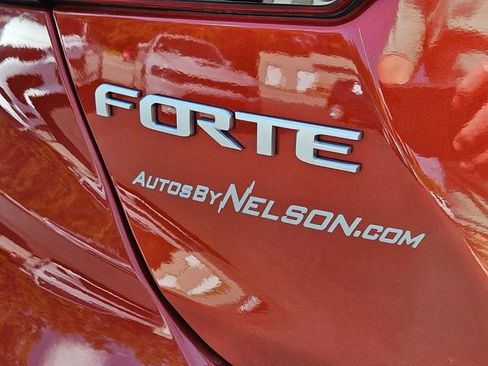 Used 2023 Kia Forte LXS w/ LXS Technology Package FWD image 13