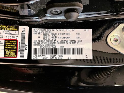 Used 2024 Toyota Tundra SR5 w/ SR5 Premium Package AWD/4WD image 32