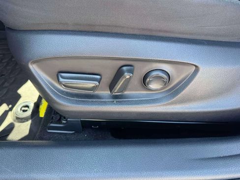 Used 2023 Toyota Camry LE AWD/4WD image 17