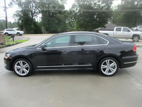 Used 2014 Volkswagen Passat TDI SEL Premium FWD image 7