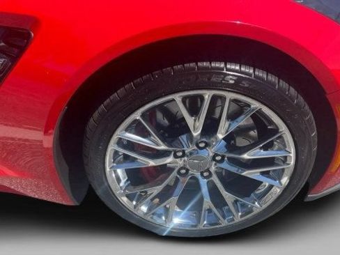 Used 2016 Chevrolet Corvette Z06 w/ 3LZ Preferred Equipment Group RWD image 5