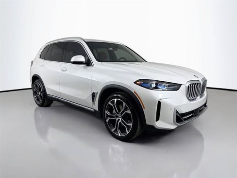 New 2026 BMW X5 xDrive40i w/ Climate Comfort Package AWD/4WD image 3