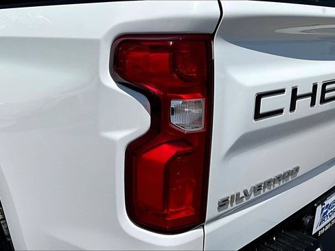 Used 2021 Chevrolet Silverado 1500 RST w/ True North Edition Plus AWD/4WD image 33