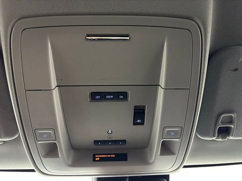 Used 2018 GMC Sierra 1500 SLT AWD/4WD image 35
