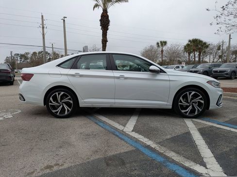 New 2026 Volkswagen Jetta SEL FWD image 7