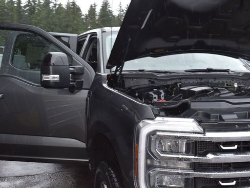 New 2026 Ford F350 Lariat w/ FX4 Off-Road Package image 17