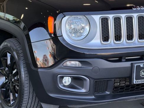 Used 2018 Jeep Renegade Limited image 8